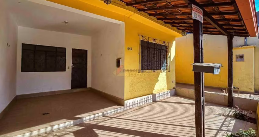 Casa à venda, 3 quartos, 1 suíte, 4 vagas, Interlagos - Divinópolis/MG