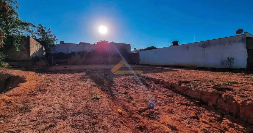 Terreno à venda no Jardinópolis, Divinópolis 