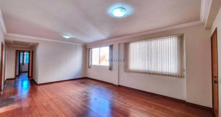 Apartamento à venda, 4 quartos, 1 suíte, 1 vaga, Centro - Divinópolis/MG