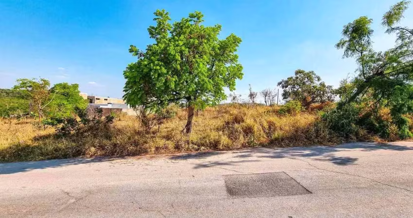 Terreno à venda no Residencial Lagoa Park, Divinópolis 