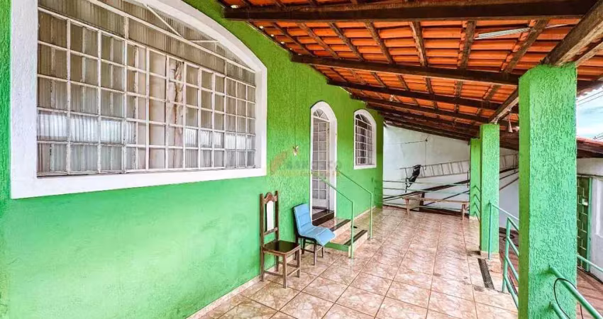 Casa à venda, 3 quartos, 1 suíte, 1 vaga, Santos Dumont - Divinópolis/MG