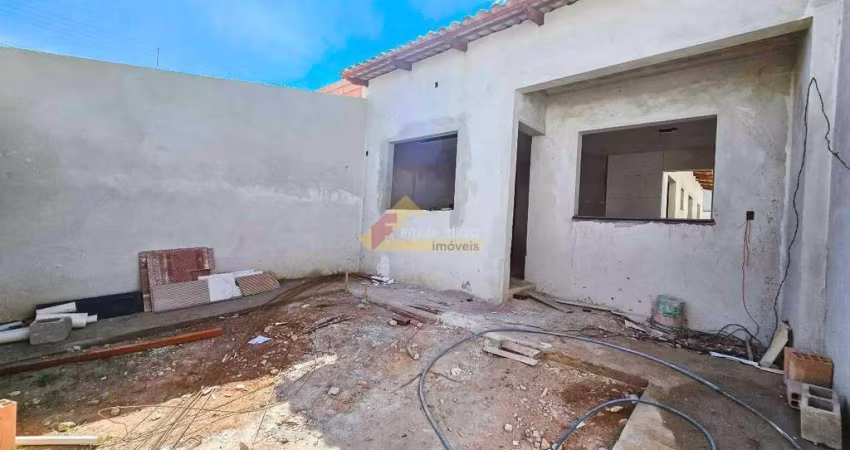 Casa à venda, 3 quartos, 1 suíte, 2 vagas, Santa Rosa - Divinópolis/MG