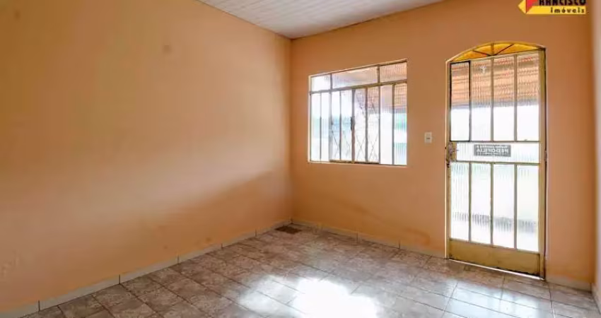 Casa à venda, 2 quartos, 1 vaga, são judas - divinópolis/mg