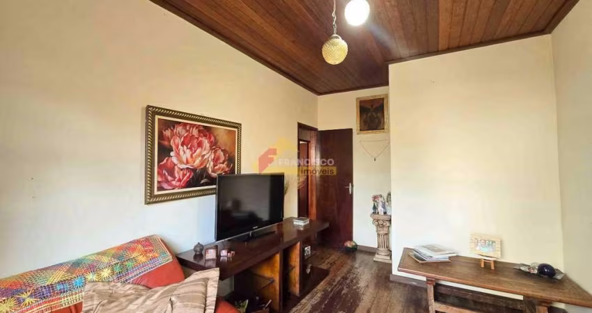 Casa à venda, 3 quartos, 2 vagas, Esplanada - Divinópolis/MG