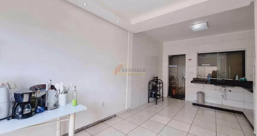Apartamento à venda, 3 quartos, 1 vaga, Floresta - Divinópolis/MG