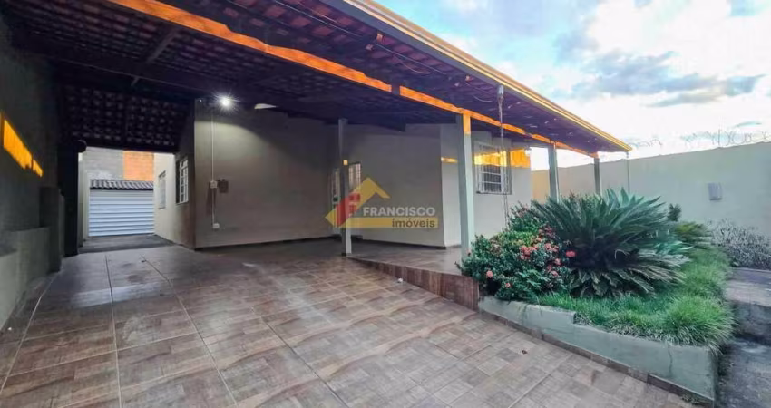 Casa à venda, 2 quartos, 1 suíte, 3 vagas, Dona Quita - Divinópolis/MG