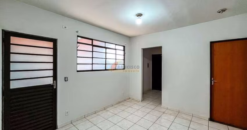 Casa à venda, 2 quartos, 3 vagas, Anchieta - Divinópolis/MG