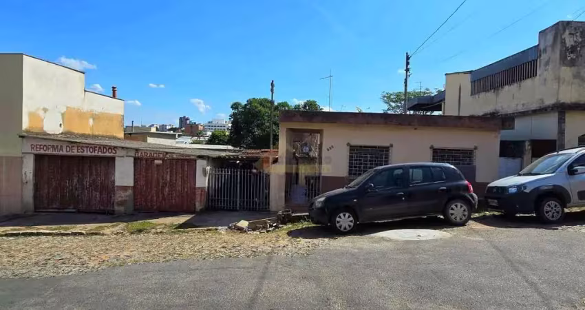 Terreno à venda no Centro, Divinópolis 