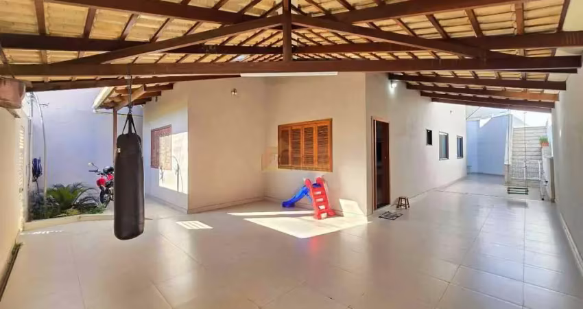 Casa à venda, 3 quartos, 1 suíte, 4 vagas, das oliveiras - divinópolis/mg