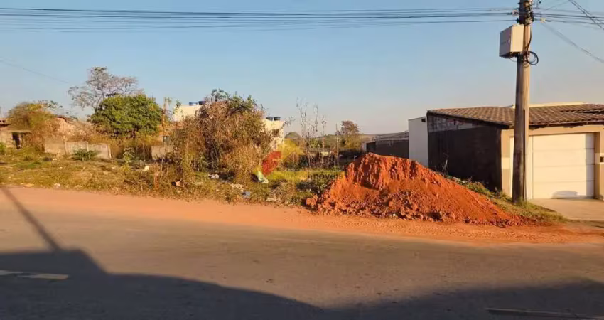 Terreno à venda no Jardim Candidés, Divinópolis 