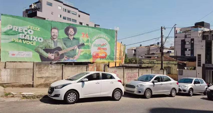 Terreno à venda no Centro, Divinópolis 