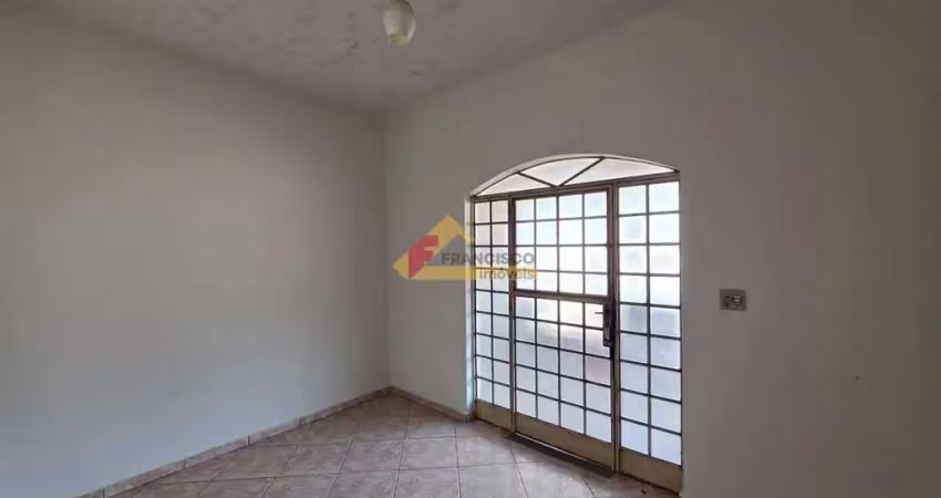 Casa com 3 quartos à venda no Tietê, Divinópolis 