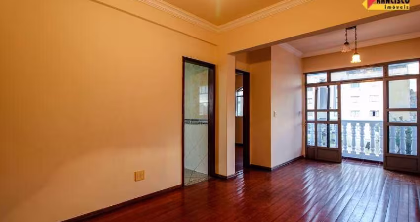 Apartamento para aluguel, 3 quartos, 1 suíte, 1 vaga, Porto Velho - Divinópolis/MG