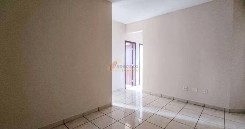 Apartamento para aluguel, 3 quartos, 1 suíte, 1 vaga, Ipiranga - Divinópolis/MG