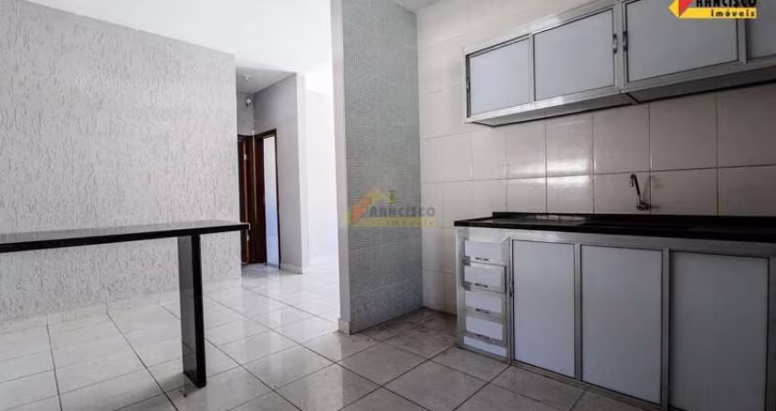 Casa para aluguel, 3 quartos, 2 vagas, São José - Divinópolis/MG