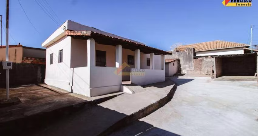 Casa localizada em Ermida