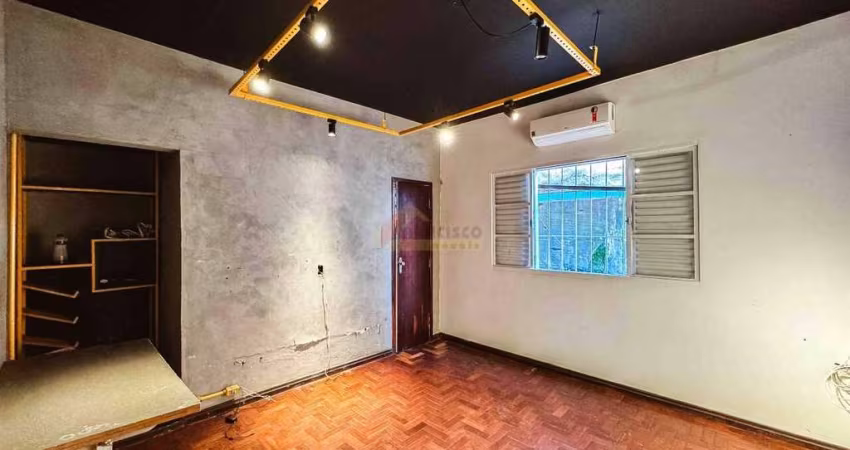 Casa para aluguel, 4 quartos, 2 suítes, 3 vagas, Santo Antônio - Divinópolis/MG