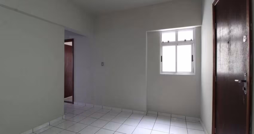 Apartamento para aluguel, 2 quartos, 1 suíte, 1 vaga, Centro - Divinópolis/MG