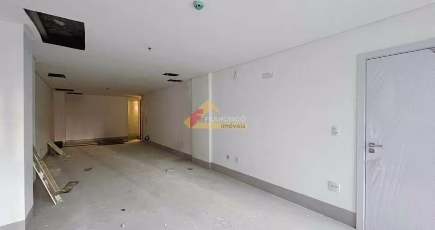 Sala comercial localizada no Centro