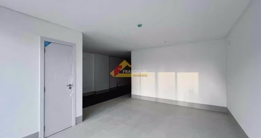 Sala comercial localizada no Centro