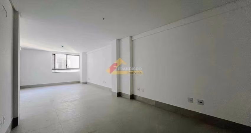 Sala comercial localizada no Centro