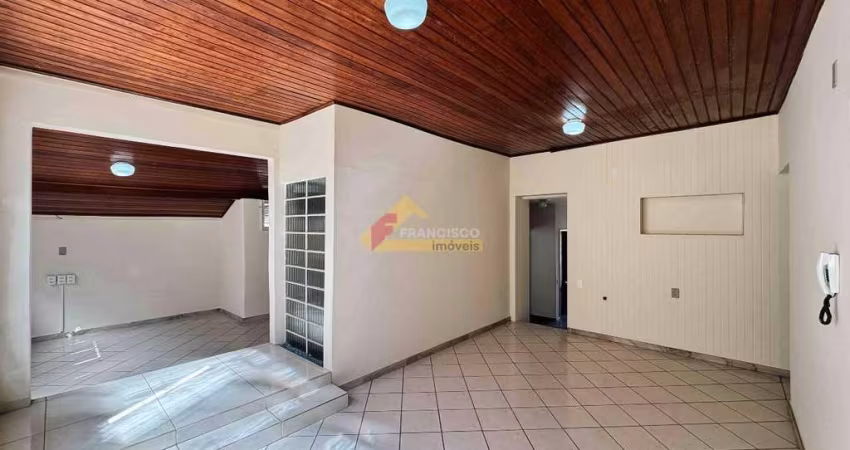 Casa para aluguel, 3 quartos, 1 suíte, 2 vagas, Centro - Divinópolis/MG