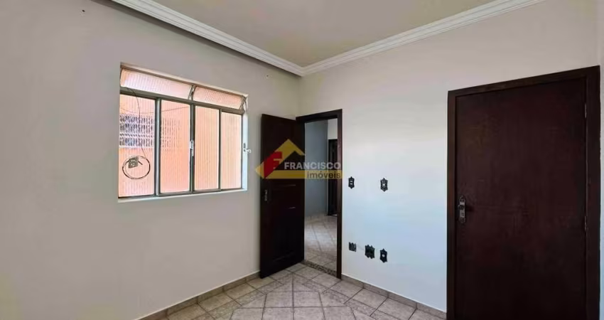 Apartamento para aluguel, 3 quartos, 1 suíte, 1 vaga, Planalto - Divinópolis/MG