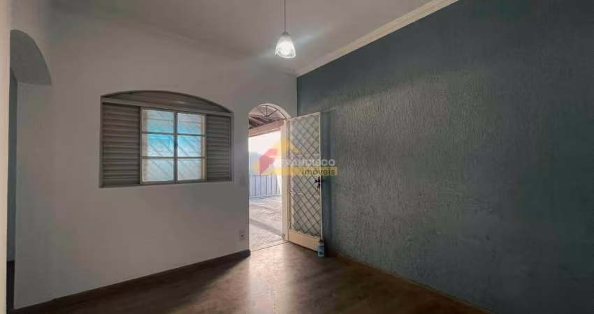 Casa para aluguel, 4 quartos, 1 suíte, 8 vagas, Santa Rosa - Divinópolis/MG