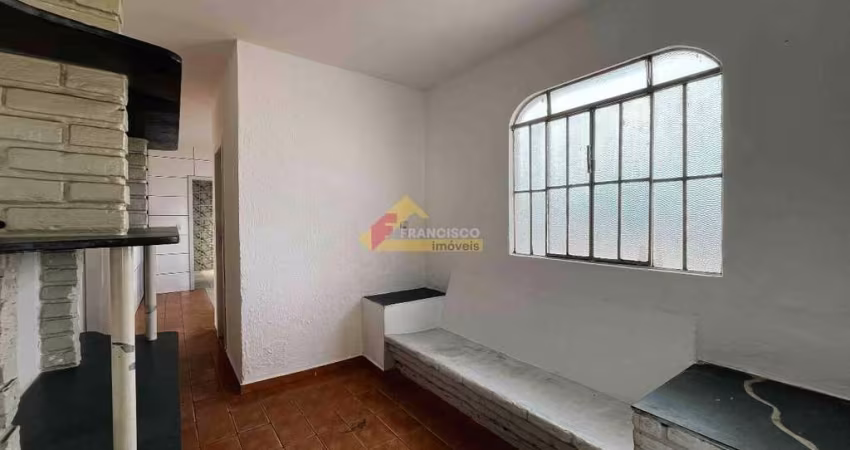 Casa localizada no bairro Quintino