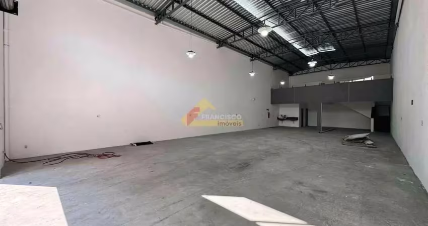 Barracão / Galpão / Depósito para alugar no São José, Divinópolis 