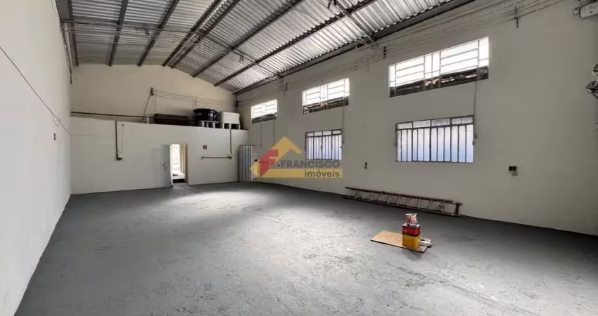 Barracão / Galpão / Depósito para alugar na Bela Vista, Divinópolis 