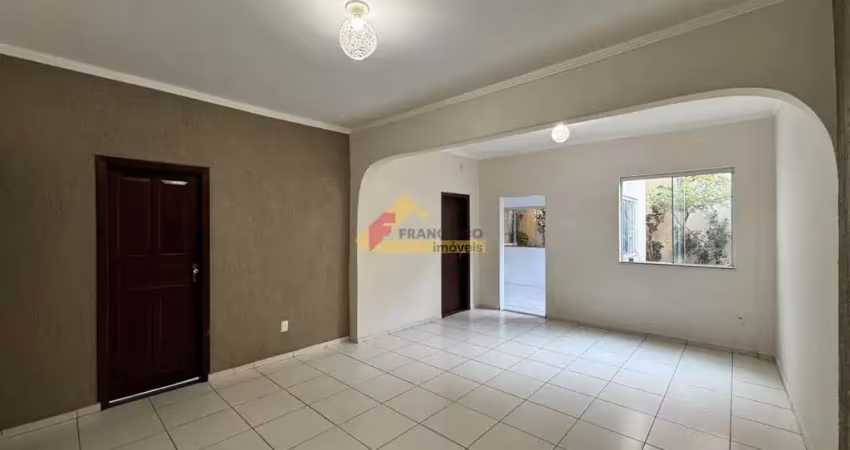 Casa para aluguel, 3 quartos, 1 suíte, centro - divinópolis/mg