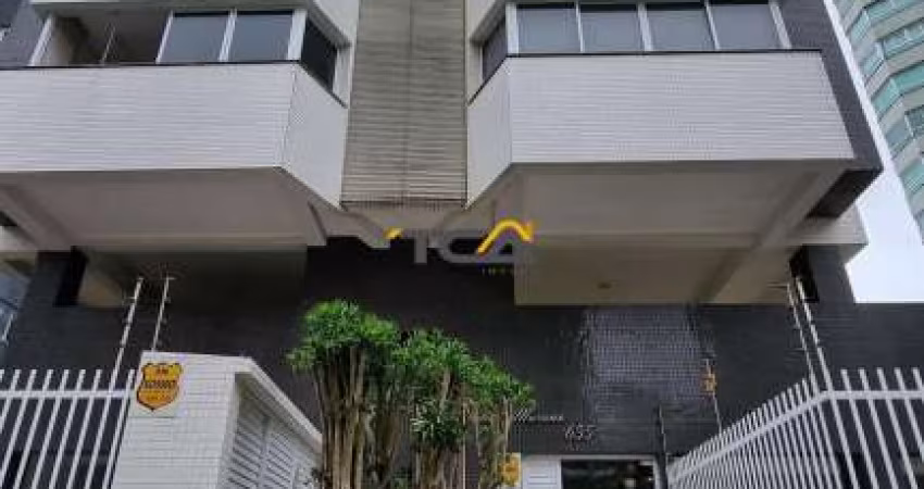 Apartamento Mobiliado ao Lado das 4 Praças – 2 Dormitórios (1 Suíte) em Torres