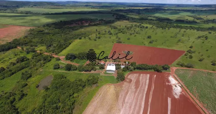 Fazenda com 270 hectares com água, barracão à venda por r$ 20.000.000,00 - prata/mg