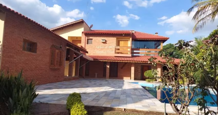 Belissima chacara no condominio vale das laranjeiras em indaiatuba