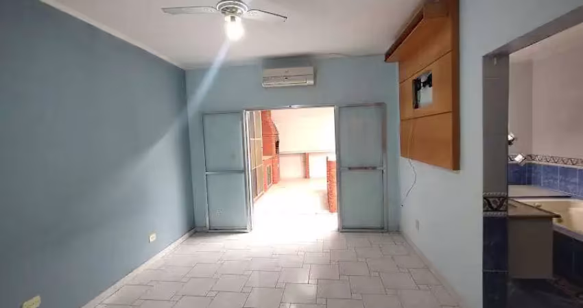 Sobrado com 3 suítes com closet, com 3 vagas de garagem - jd das rosas