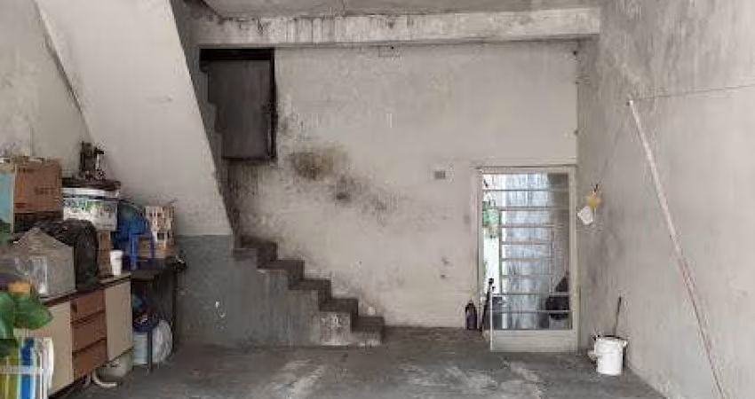 Casa 2 dormitórios garagem para caminhão
