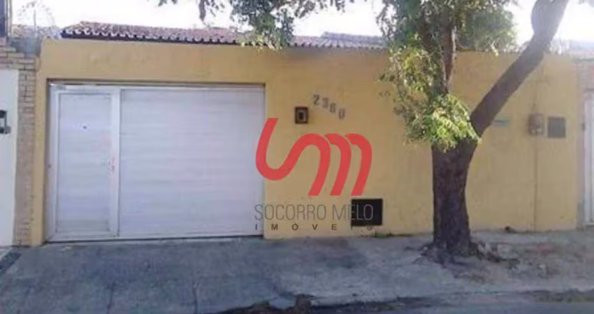 Casa com 3 quartos à venda na Avenida José Leon, Cidade dos Funcionários, Fortaleza