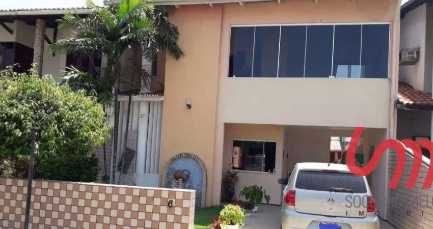 Casa em condomínio fechado com 3 quartos à venda na Rua Francisco Pereira, Jardim das Oliveiras, Fortaleza