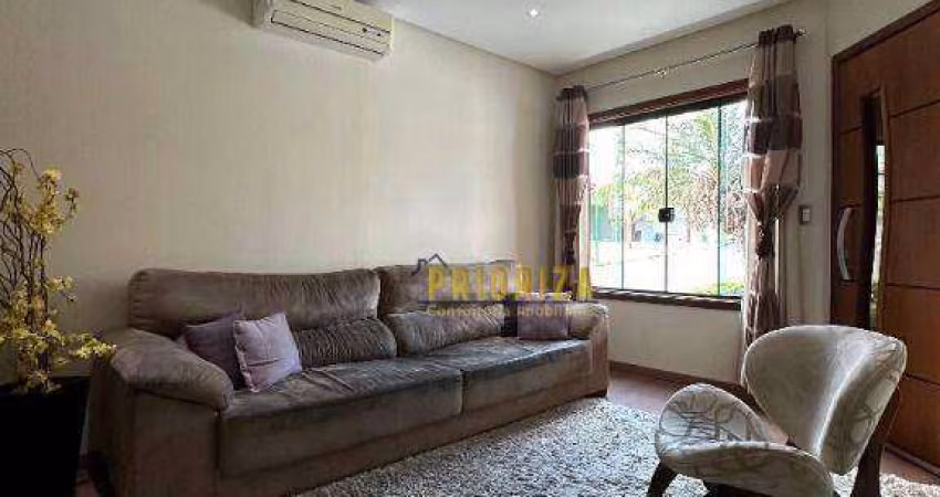 Casa Residencial Vila Paradiso com 2 dormitórios à venda, 160 m² por R$ 650.000
