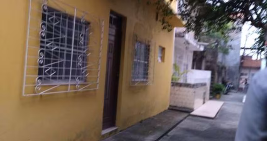 Casa para Venda em Salvador, Ribeira, 3 dormitórios, 2 banheiros