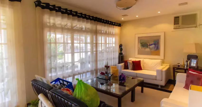 Casa de condomínio à venda com 450m², 5 quartos e 3 vagas no ubá piratininga