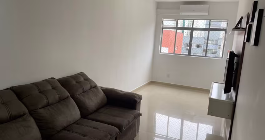OPORTUNIDADE ÚNICA: APARTAMENTO REFORMADO À VENDA!
