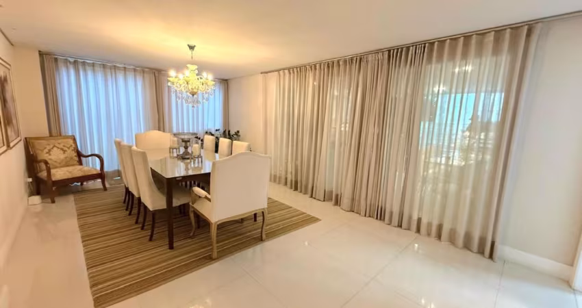 Linda Casa à Venda no Alphaville II Salvador – 5 Quartos | Porteira Fechada | 455 m² de Construção