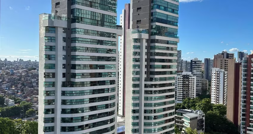 Duplex Exclusivo no Top Hill – 300m², 4 Suítes, 4 Vagas e Vista Privilegiada no Horto Florestal