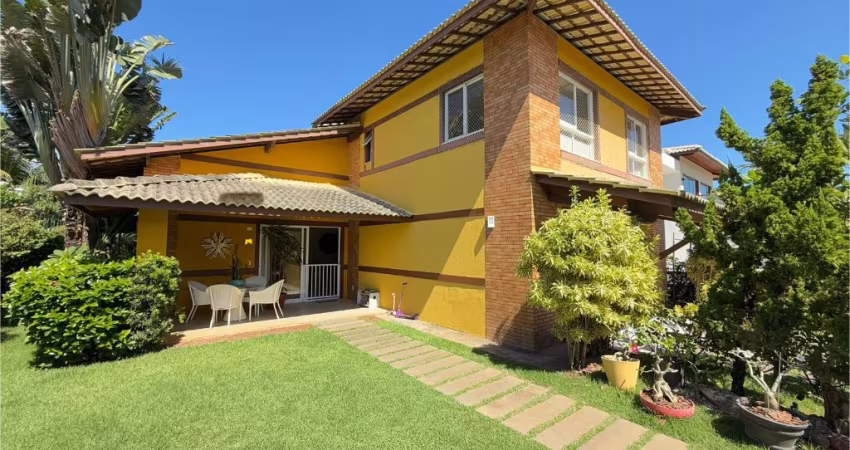Casa à Venda no Melhor Condomínio de Stella Maris | Acesso Privativo à Praia