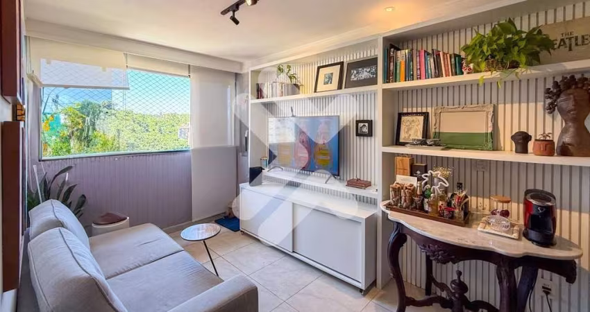 Apartamento reformado à venda em Tirol (Natal/RN) | Residencial Classic | 2/4 sendo 1 suíte, 55m²