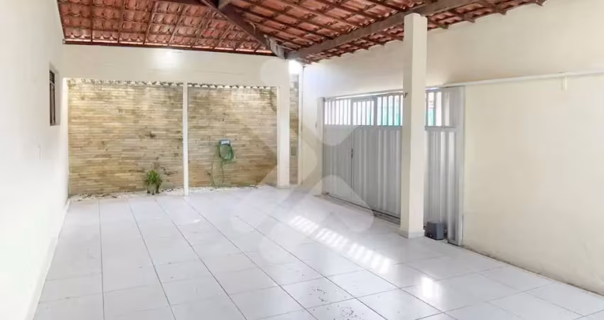 Casa à venda em Mirassol (Natal/RN) | 3 quartos, 136m²