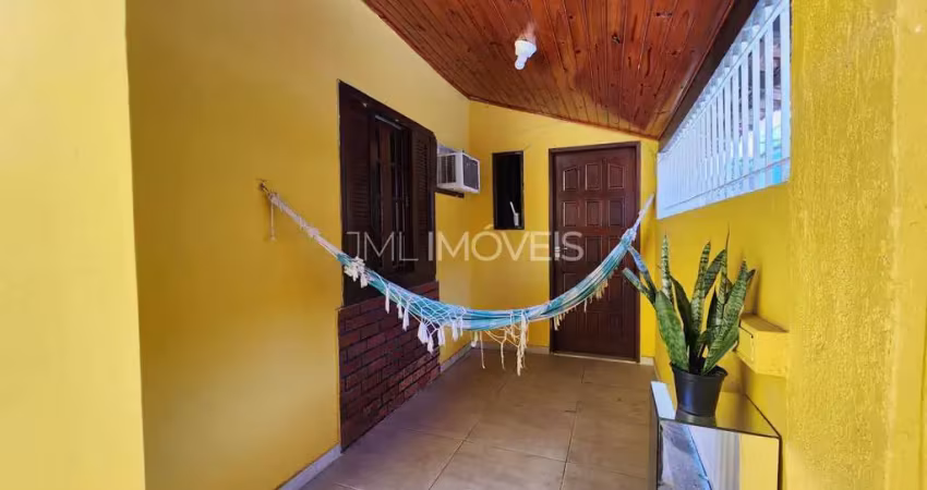 Casa com varanda em Jardim Primavera