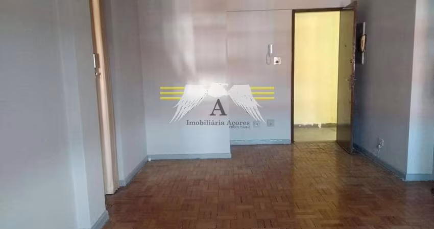 Apartamento a venda, 130m², 3 dormitórios sendo 1 suíte, 1 vaga de garagem, localizado na região do